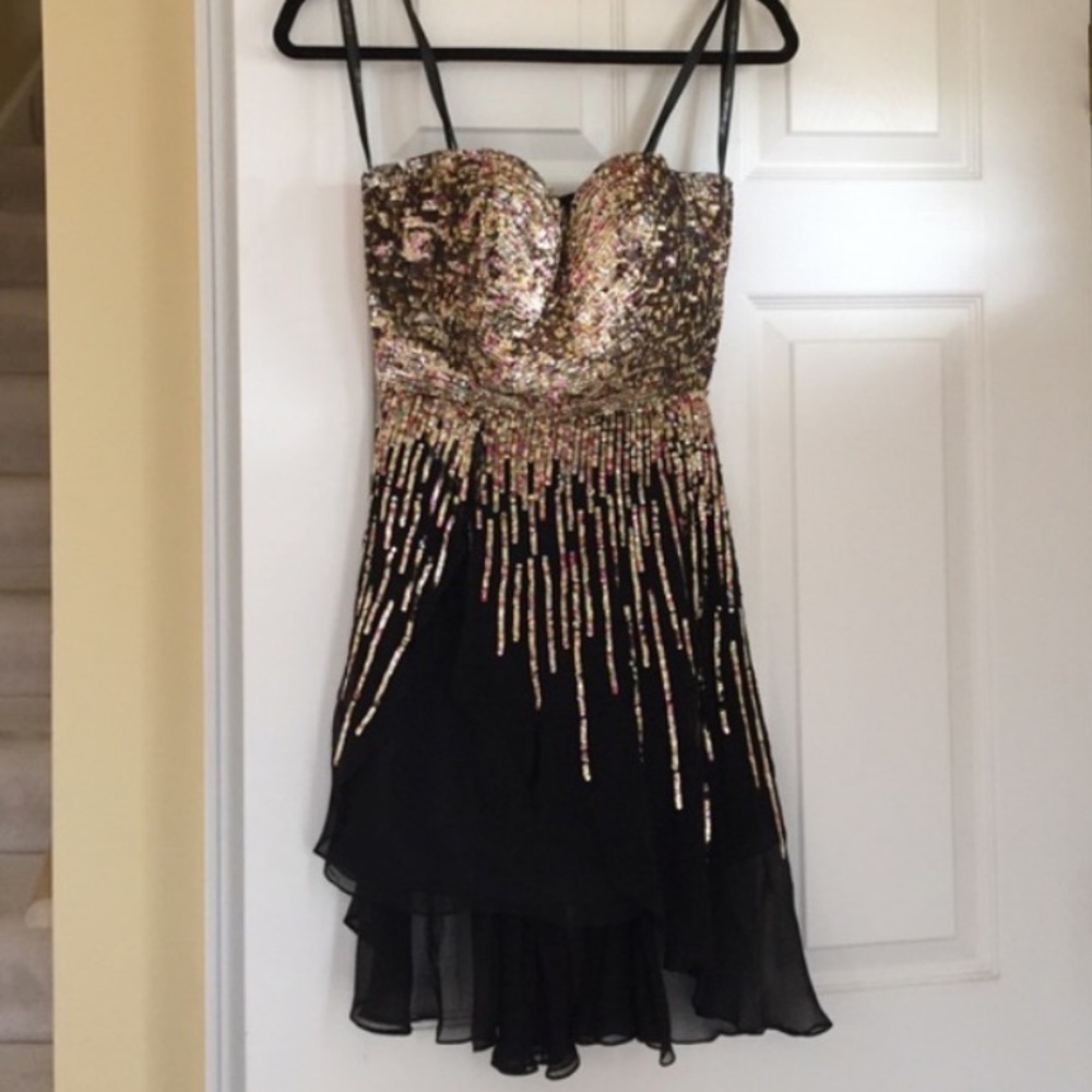 Sherri Hill formal short dress